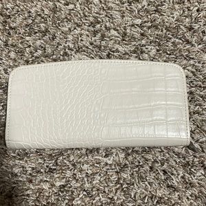 White full size wallet